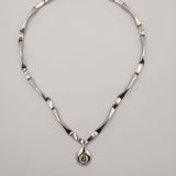 Karl laine ×Art deco choker