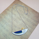 Ship vintage design necklace