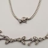 Floral vintage design necklace