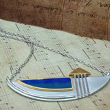 Ship vintage design necklace
