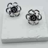 Antique rose motif silver stud earrings old-fashioned court style