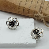 Antique rose motif silver stud earrings old-fashioned court style